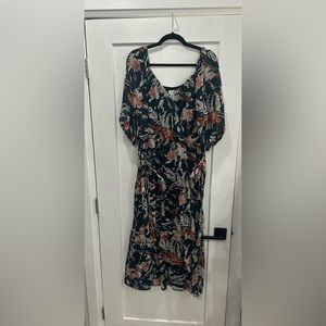 Luxology XL boho resort wear dress size XL - BNWT